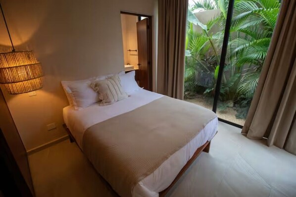 2 bedrooms, WiFi, bed sheets