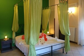 1 室のベッドルーム、WiFi