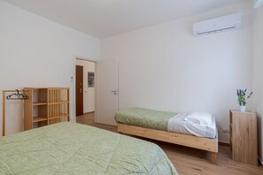 2 Schlafzimmer, Bügeleisen/Bügelbrett, WLAN, Bettwäsche
