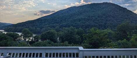 مغطس سبا خارجي