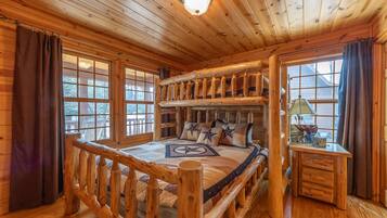 3 bedrooms, free WiFi, bed sheets