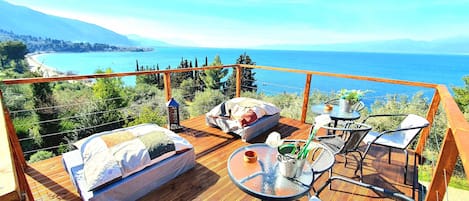 Studio, 1 Bedroom, Balcony, Garden View | Property grounds