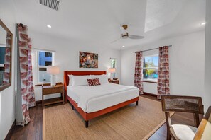 6 Schlafzimmer, Schreibtisch, Bügeleisen/Bügelbrett, kostenloses WLAN