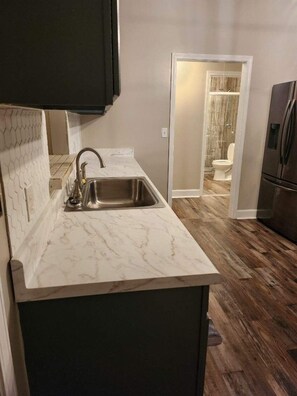 Interior - Family home located minutes away from Montgomery.  (Elmore)