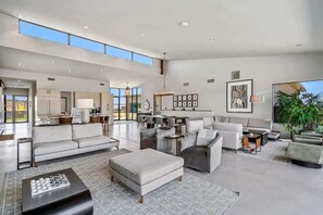 Smart TV, fireplace, offices - Paradise Canyon Retreat - 3 Private Estates (Fort Mcdowell)