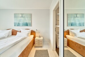 2 bedrooms, iron/ironing board, WiFi, bed sheets - Strandvilla Augustusbad - Seevilla Scharbeutz im Augustusbad (Scharbeutz)