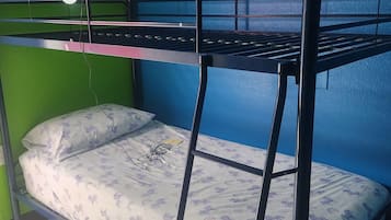 11 多间卧室、WiFi、床单