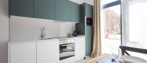 Frigorifero, microonde, forno, lavastoviglie