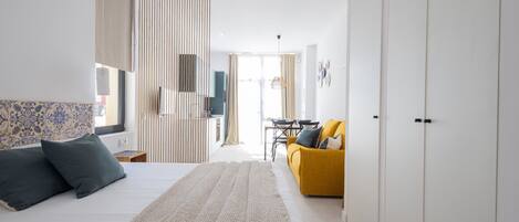 Bügeleisen/Bügelbrett, kostenloses WLAN, Bettwäsche