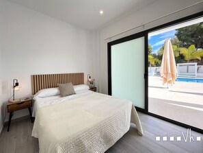 1 slaapkamer, een strijkplank/strijkijzer, gratis wifi, beddengoed