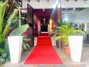 Depan hartanah