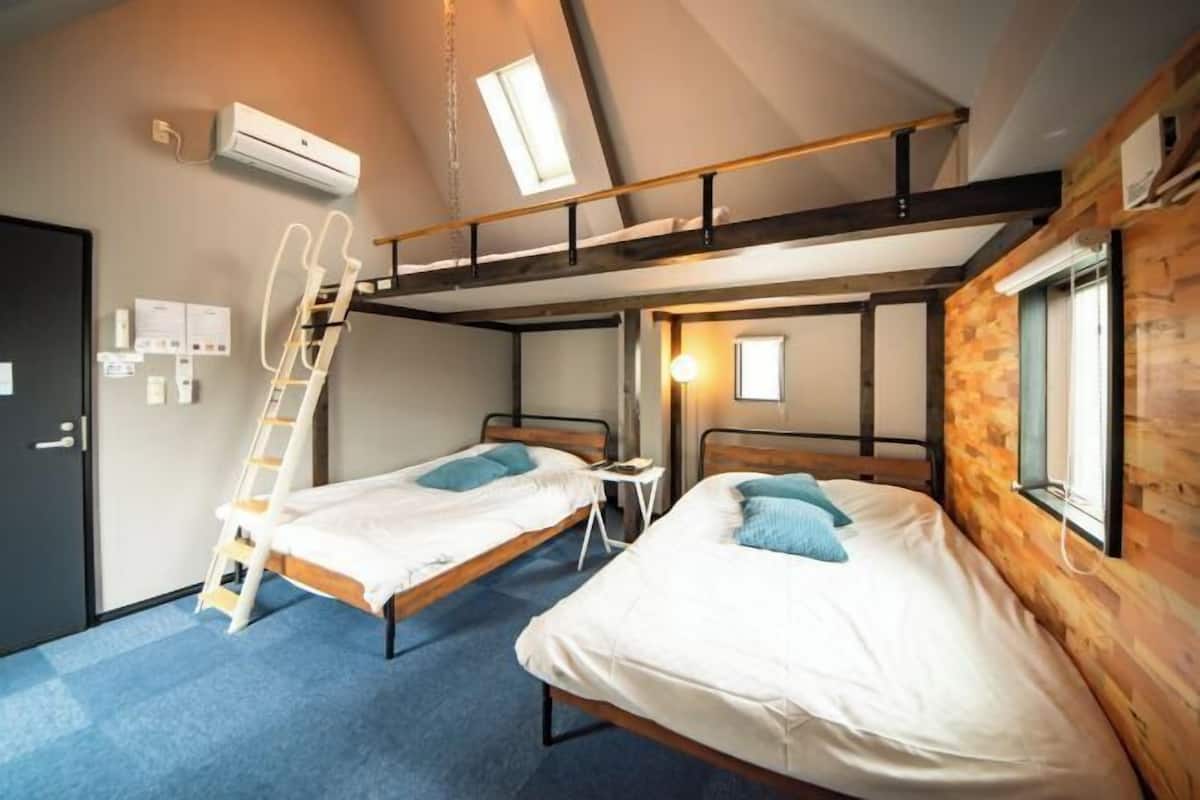 1 bedroom, free WiFi, bed sheets