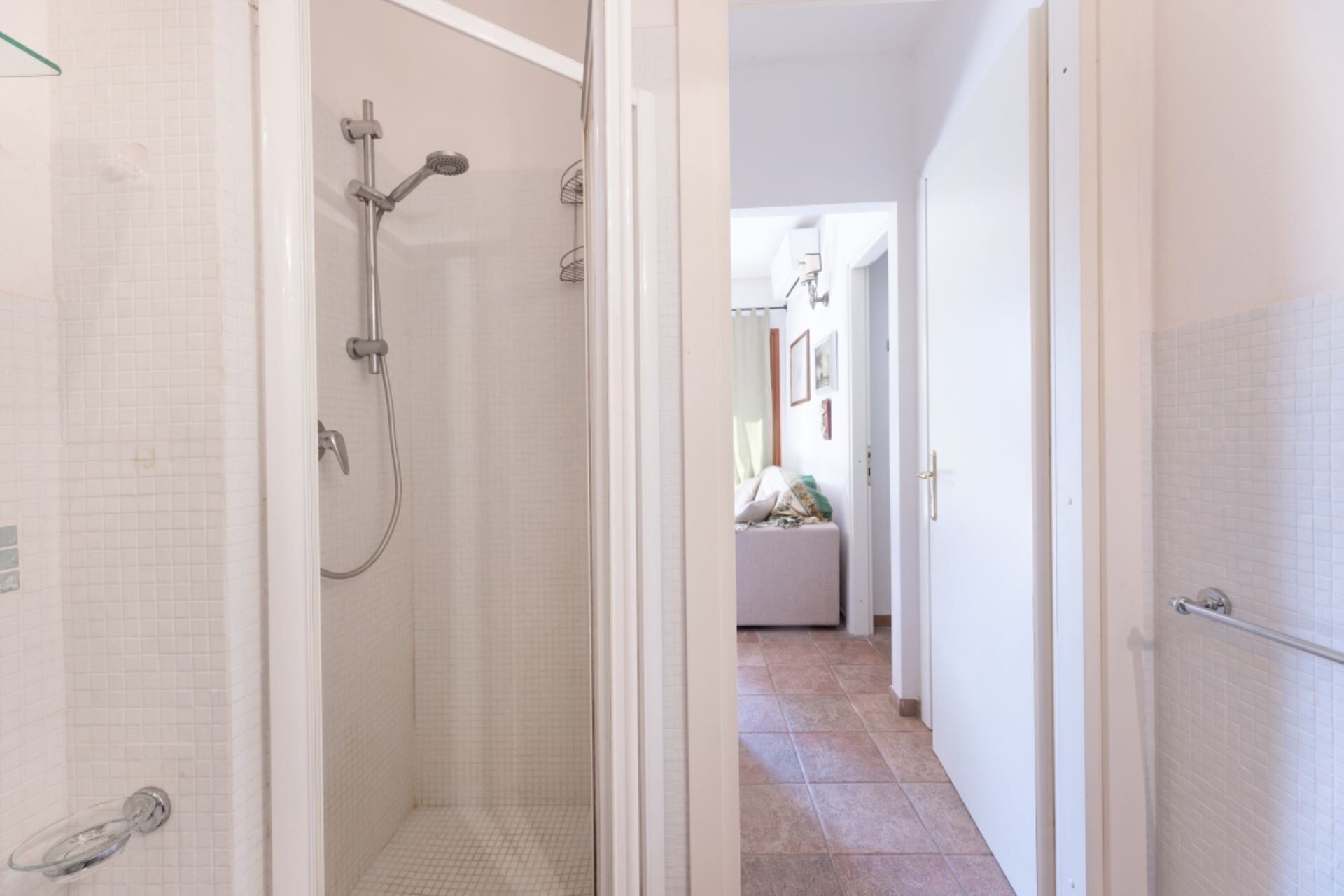 Een douche, een haardroger