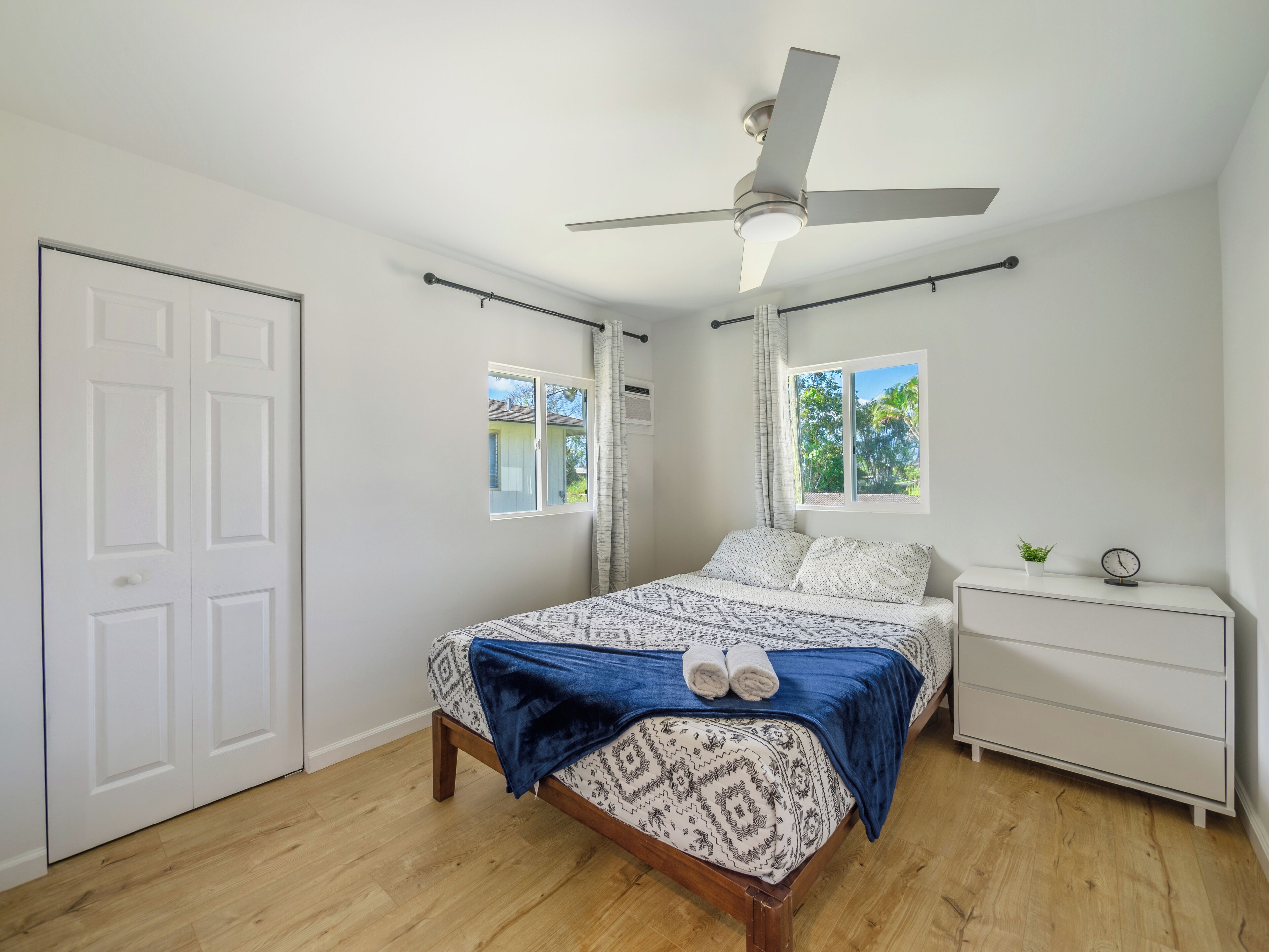 4 bedrooms, in-room safe, iron/ironing board, travel crib