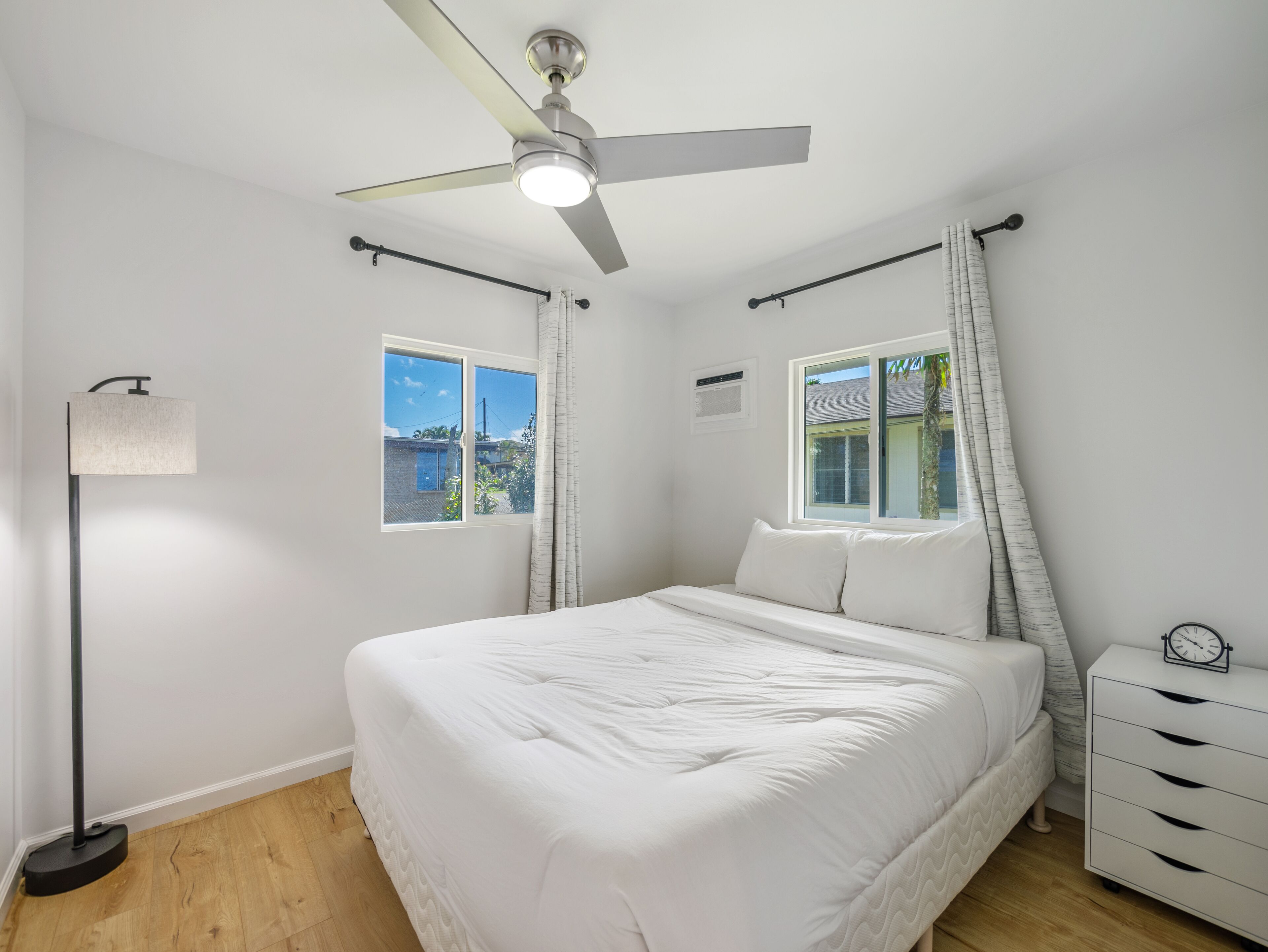 4 bedrooms, in-room safe, iron/ironing board, travel crib