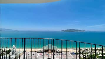 Deluxe Double Room, Balcony, Sea View | Balcony