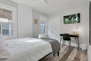 4 Schlafzimmer, Bügeleisen/Bügelbrett, WLAN, Bettwäsche
