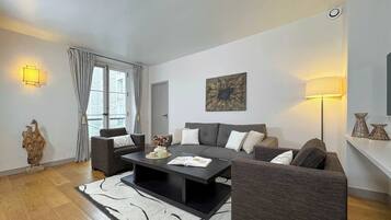 Televisie en een kantoor