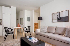 Fernseher, Stereoanlage