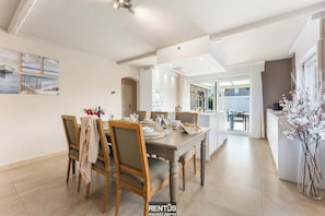 Dining - Villa T’Uzetje – villa with pool in Oostduinkerke (Oostduinkerke)