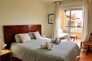 1 bedroom, iron/ironing board, WiFi - Isla de Altea Sol Y Mar - Altea, Costa Blanca (Altea)