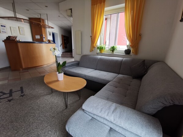 Reception - Hotel Römerhof (Straubing)