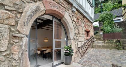 Apartment "Altes Pfarrhaus - das Kelterhaus" with Shared Terrace & Wi-Fi