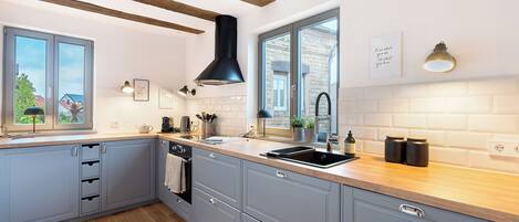 Fridge, oven, stovetop, dishwasher