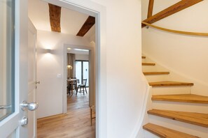 Interior - Apartment "Altes Pfarrhaus - Studio" with Shared Terrace & Wi-Fi (Gleisweiler)