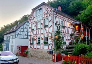 Exterior - Romantic Apartment 'Idstein' with Private Terrace, Garden, and Wi-Fi (Idstein)