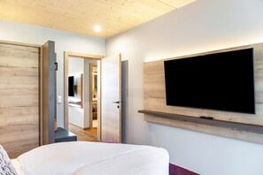 2 slaapkamers, een strijkplank/strijkijzer, gratis wifi, beddengoed