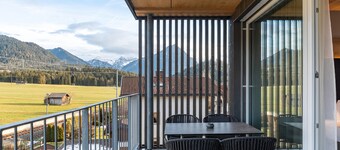 Holiday Apartment "Hotel Zum Schwanen - 3" with Mountain View, Balcony & Wi-Fi