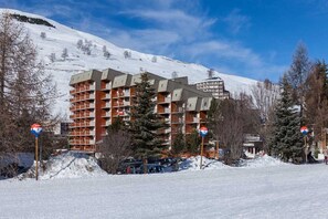 Exterior - New studio 4 ppl, balcony, near the ski station (Les Deux Alpes)