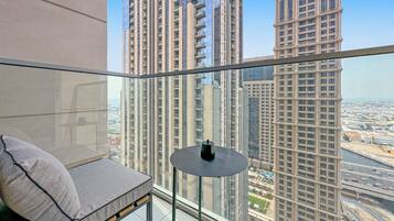 Luxury Apartment | Balcony