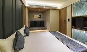 Premium Room | Egyptian cotton sheets, premium bedding, minibar, soundproofing - Hotel Eden Serenity - Mumbai (Mumbai)