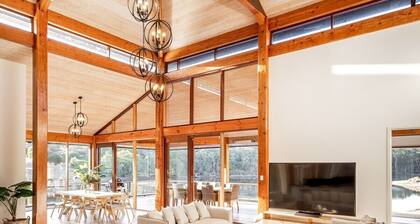 New: TeySha Retreat - Unique and Luxurious Accommodation in Yallingup