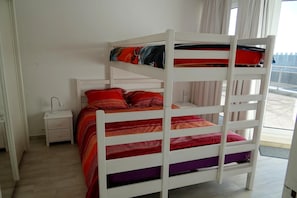2 bedrooms, free WiFi