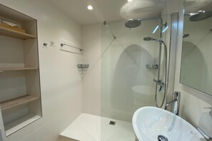 Dusche