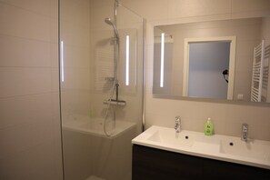 Shower - Apartment in Nieuwpoort near the Marina (Nieuwpoort)