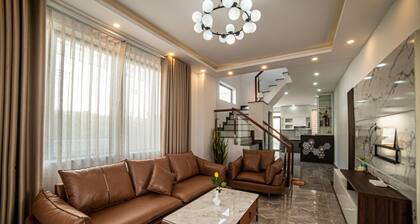 Peaceful, full of natural light!