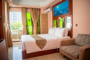 Quarto luxo, vista para a cidade | 1 quarto, cofres nos quartos, cortinas blackout