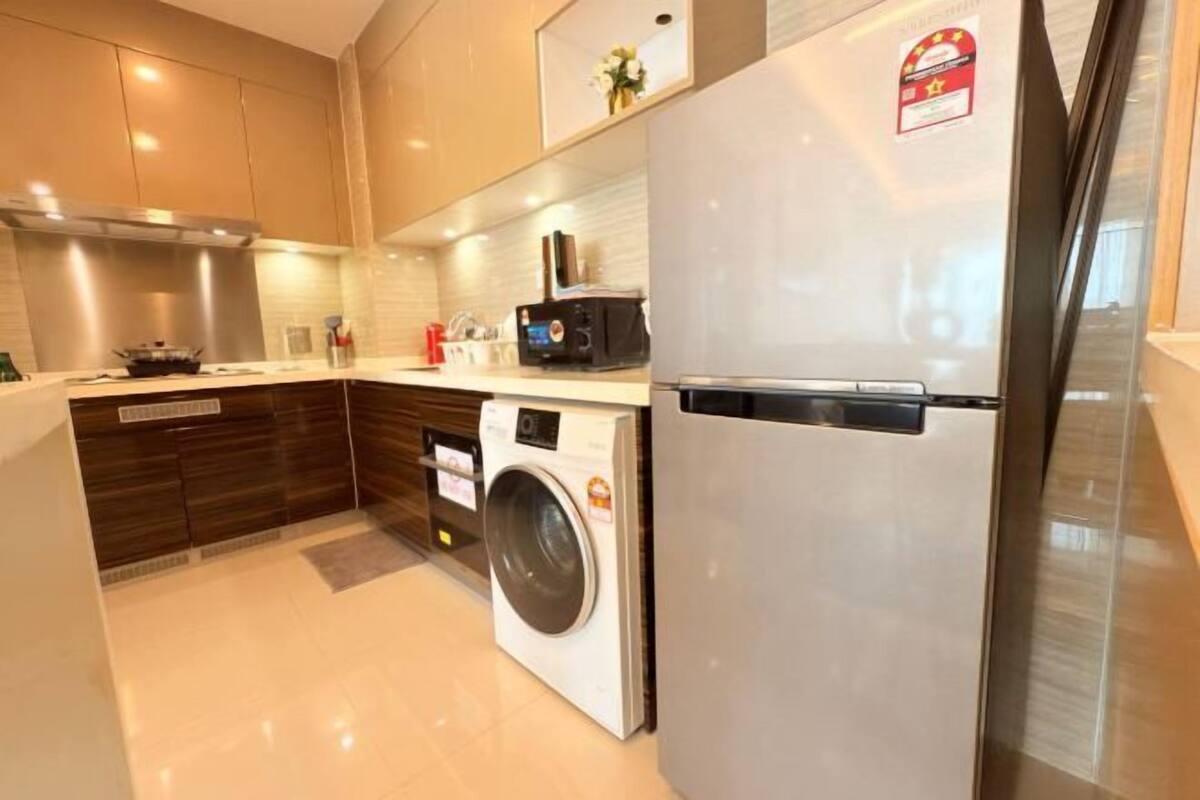 Dapur peribadi | Peti sejuk, ketuhar gelombang mikro