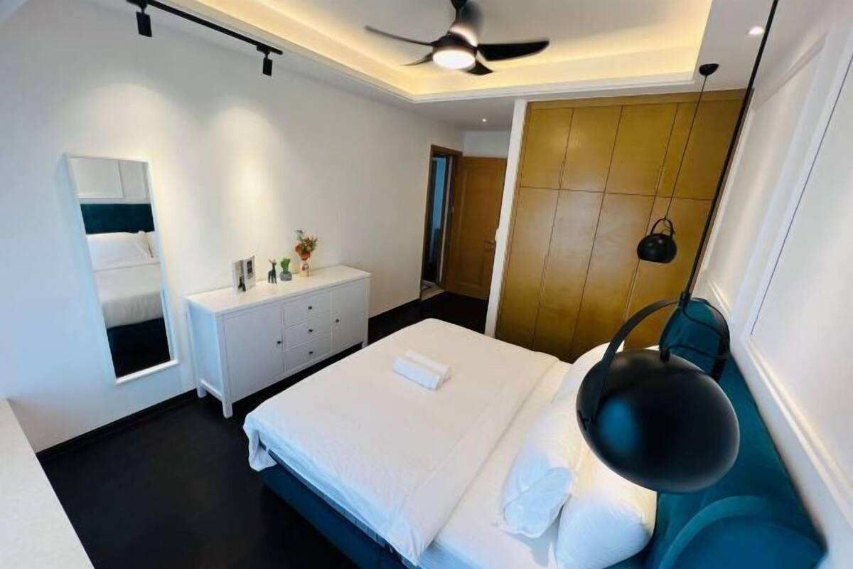1 bilik tidur, langsir/tirai gelap terus, seterika/papan seterika
