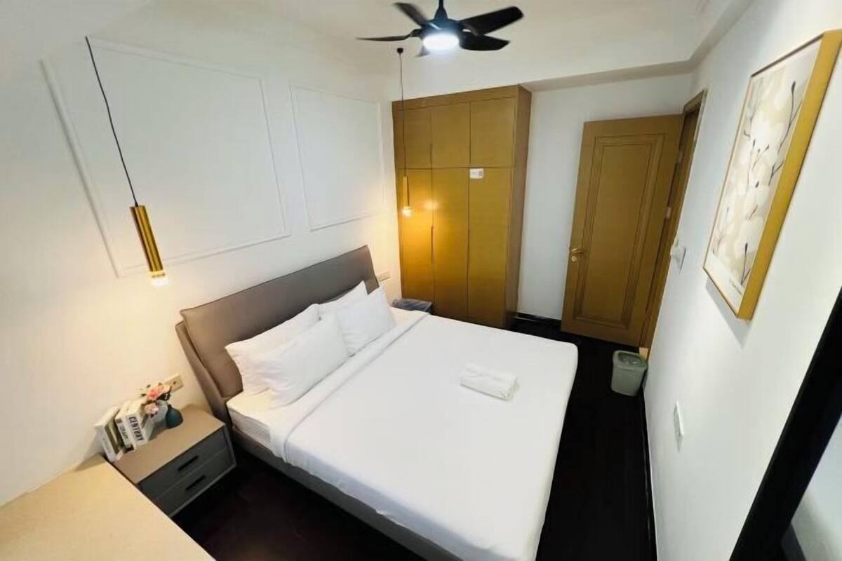 1 bilik tidur, langsir/tirai gelap terus, seterika/papan seterika