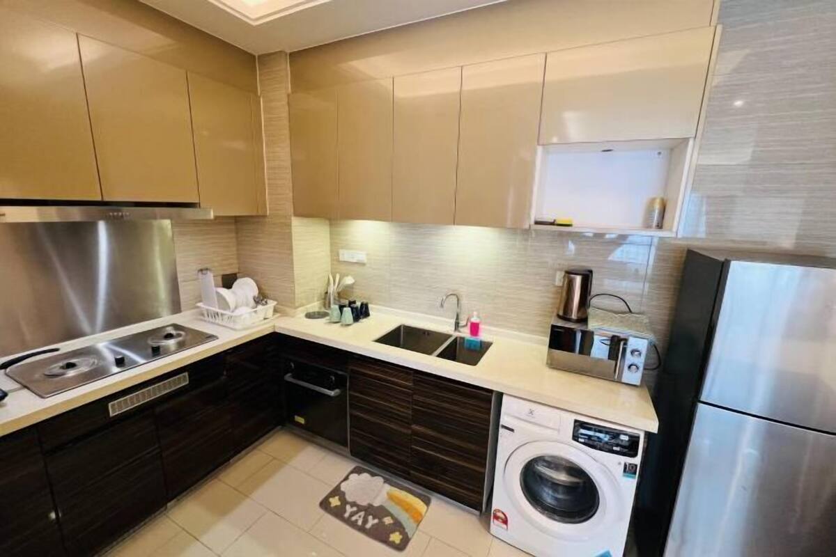 Dapur peribadi | Peti sejuk, ketuhar gelombang mikro