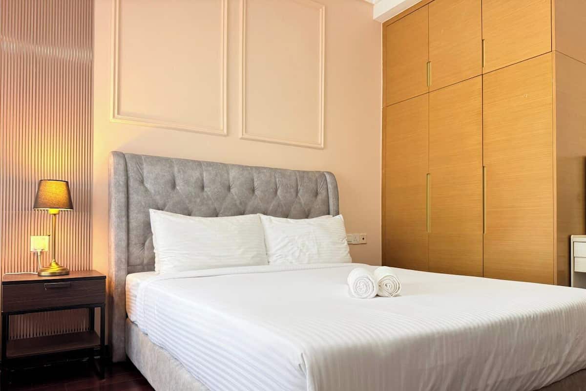 Lägenhet Basic | Mörkläggningsgardiner, strykjärn/strykbräda, gratis wi-fi och sängkläder