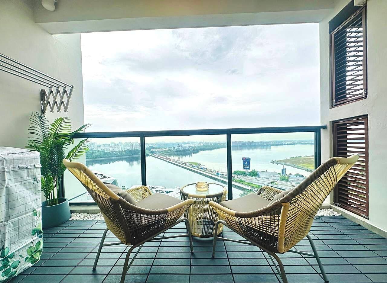 Chambre Quadruple Luxe | Balcon