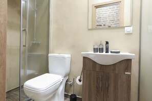 City Apartment | Bathroom