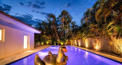 Villa Paradiso New Pool Movie Theater Golf Firepit