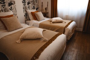 2 chambres, fer et planche à repasser, lit parapluie, Wi-Fi gratuit